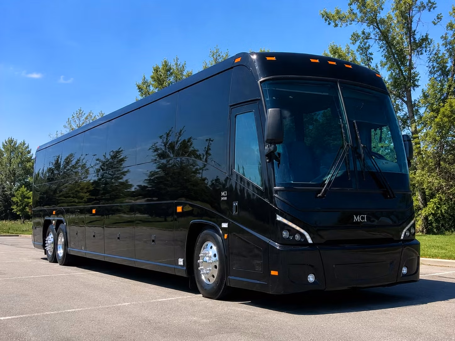 ada accessible field trip buses and special needs transportation available in columbia