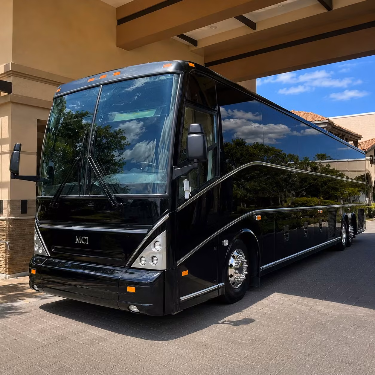 corporate event bus rentals for columbia s business community