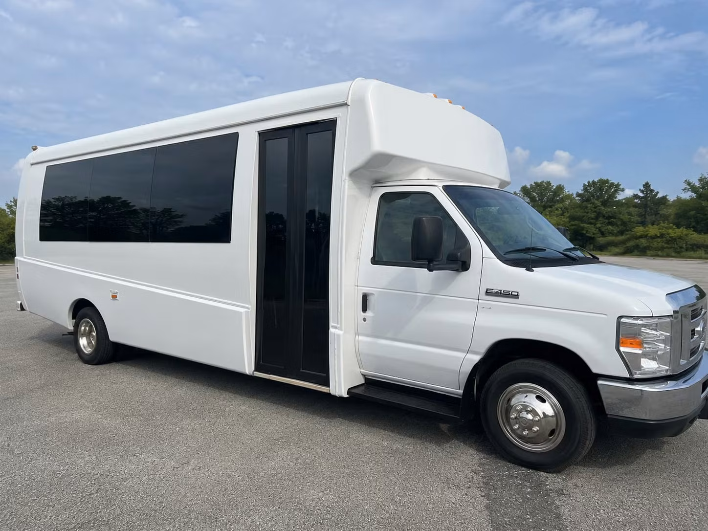 you ll love renting a party bus for columbia tailgates and fan group events